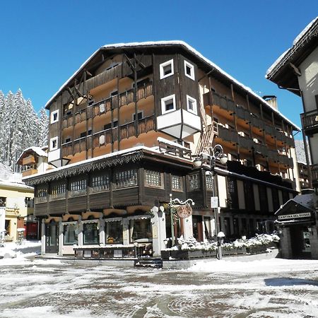 Residence Hotel Sport Campiglio Madonna di Campiglio Exterior foto