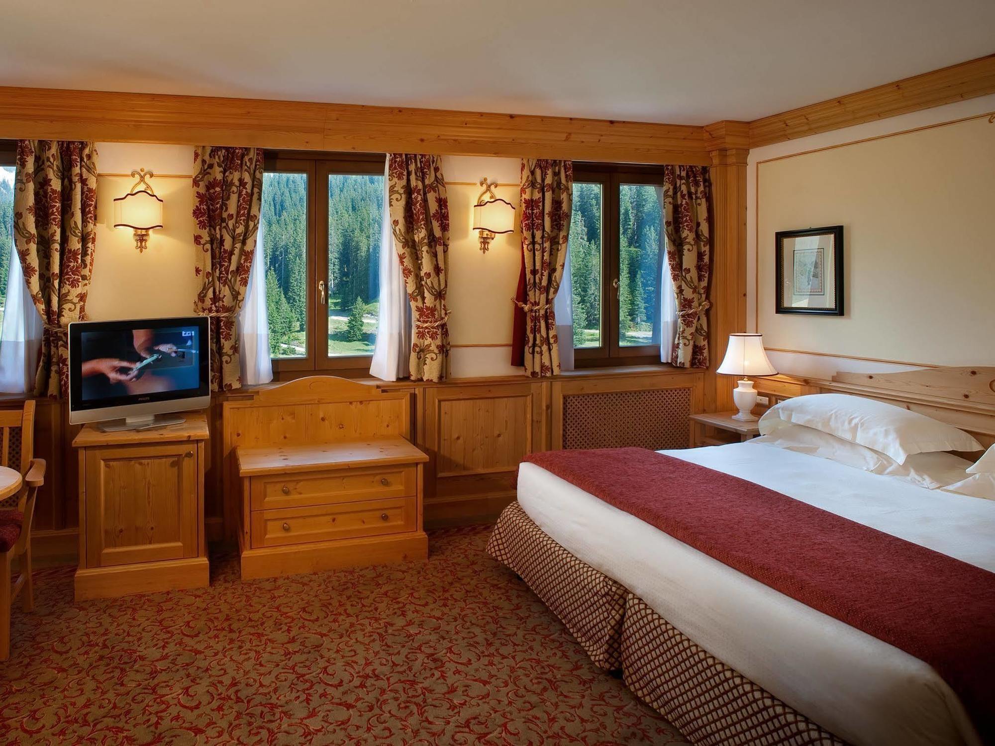 Residence Hotel Sport Campiglio Madonna di Campiglio Exterior foto